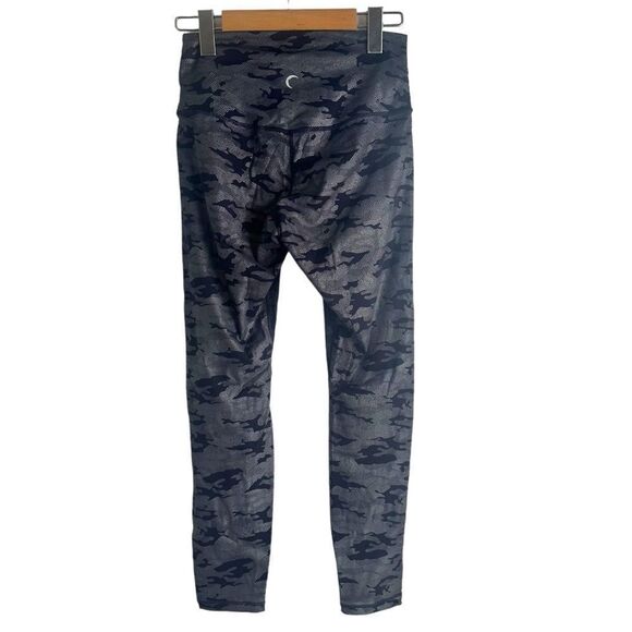 Zyia Active Silver Camo Supreme Hi-rise 7/8 24" Leggings Size 6/8 - Picture 5 of 8